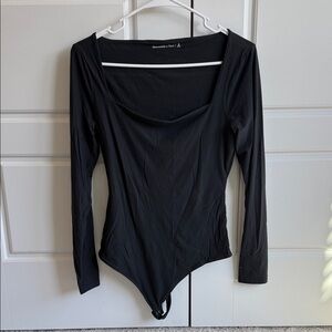 Abercrombie & Fitch Black Long-Sleeve Scoop-Neck Bodysuit
